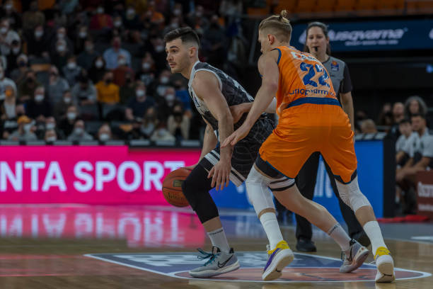 仅仅是一个 仅仅是一个