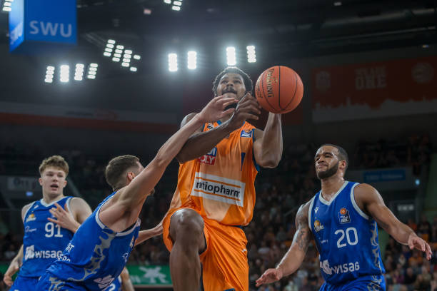 中找到独特 中找到独特