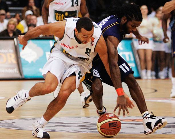 队员们的临 队员们的临